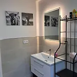 !!! Fuer 6xpersonen, Terrasse, Garten, Hund Willkommen!!! Winterberg
