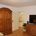 !!! Fuer 6xpersonen, Terrasse, Garten, Hund Willkommen!!! * Winterberg