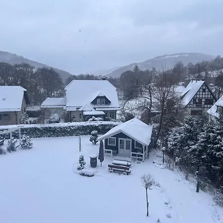 アパート !!! Fuer 6xpersonen, Terrasse, Garten, Hund Willkommen!!! ヴィンターベルク