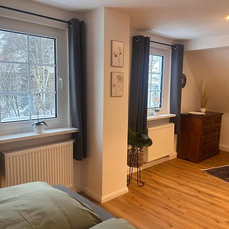 アパート !!! Fuer 6xpersonen, Terrasse, Garten, Hund Willkommen!!! ヴィンターベルク