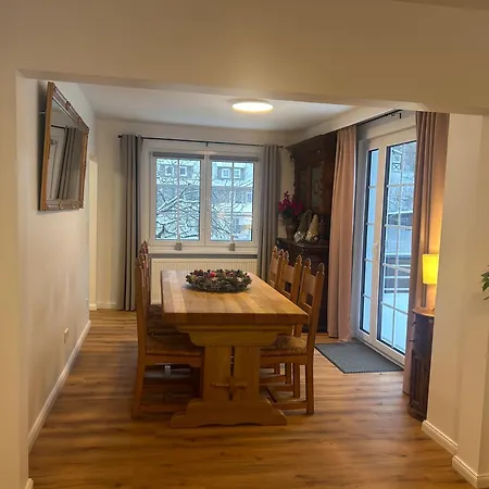 Апартаменти !!! Fuer 6xpersonen, Terrasse, Garten, Hund Willkommen!!! *