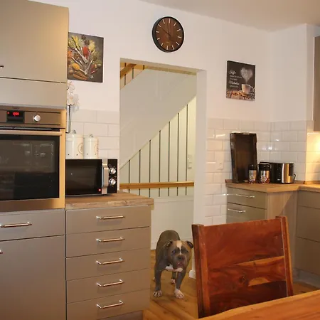 !!! Fuer 6xpersonen, Terrasse, Garten, Hund Willkommen!!! Апартаменти