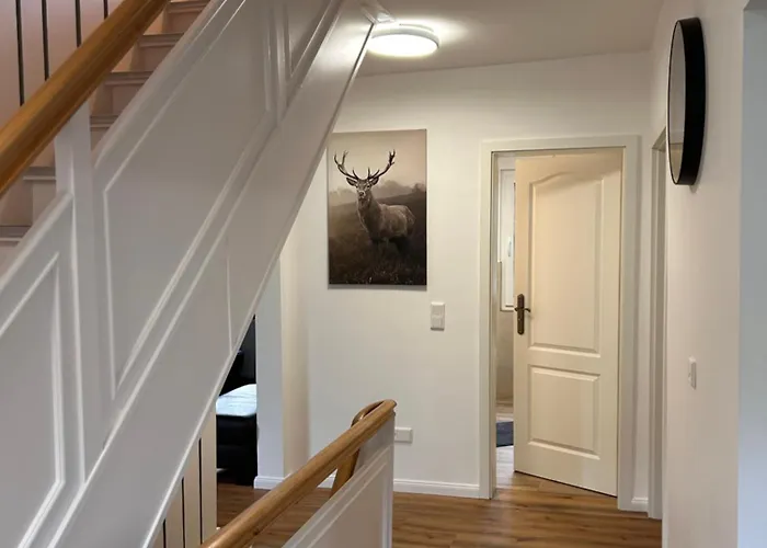 アパート !!! Fuer 6xpersonen, Terrasse, Garten, Hund Willkommen!!!