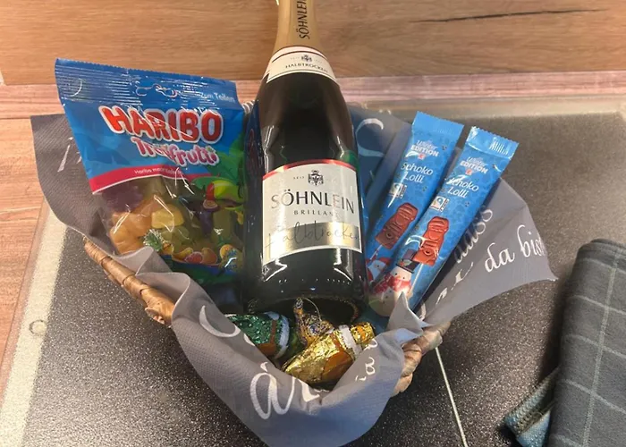 アパート !!! Fuer 6xpersonen, Terrasse, Garten, Hund Willkommen!!!